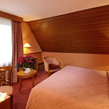 Aux Chants Des Oiseaux Hotel Ottrott Exterior photo